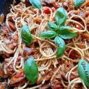 paradicsomos kolbszos spagetti